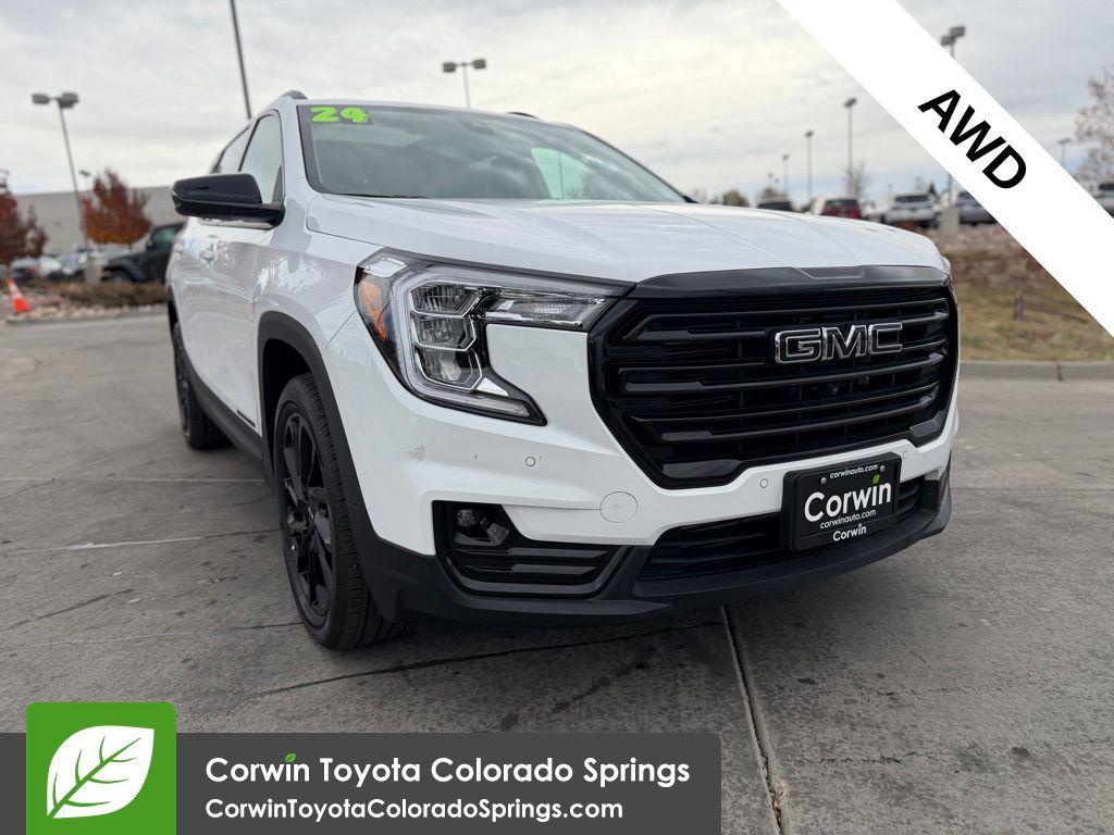 used 2024 GMC Terrain car, priced at $28,000