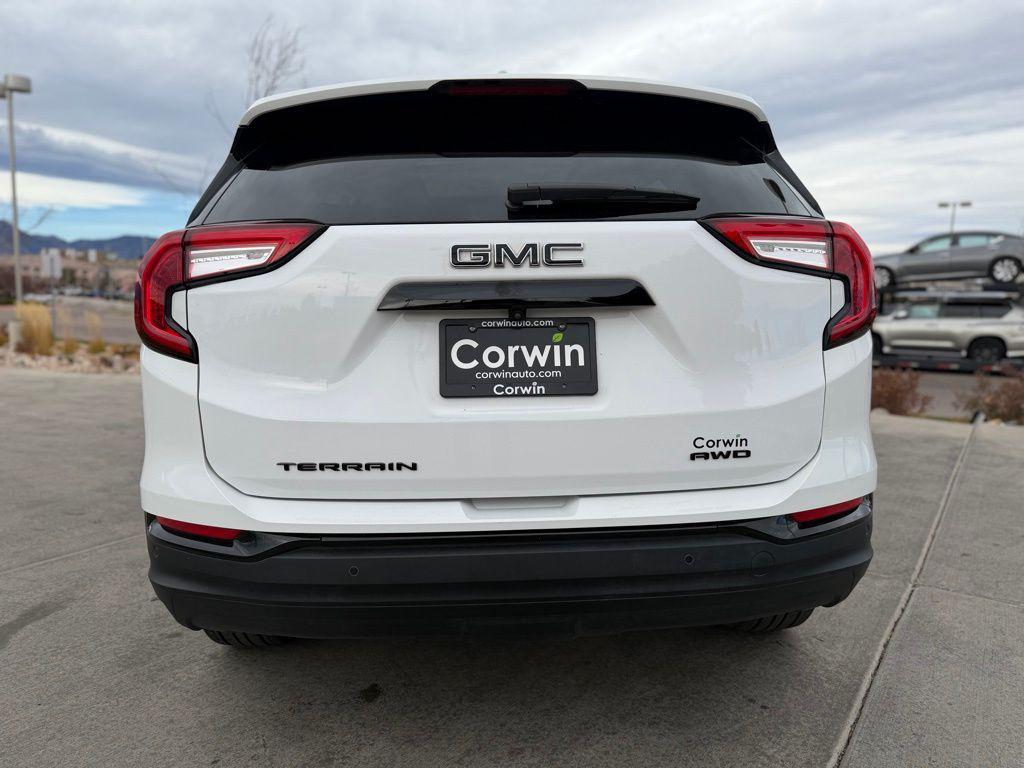 used 2024 GMC Terrain car, priced at $28,000