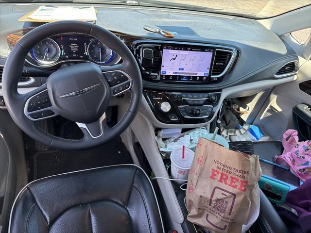 used 2022 Chrysler Pacifica car, priced at $32,000
