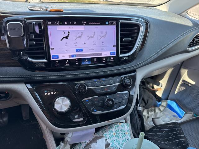 used 2022 Chrysler Pacifica car, priced at $32,000