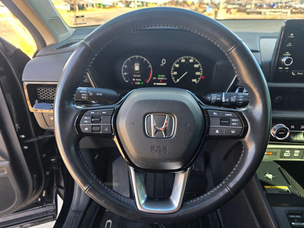 used 2023 Honda CR-V car, priced at $33,000