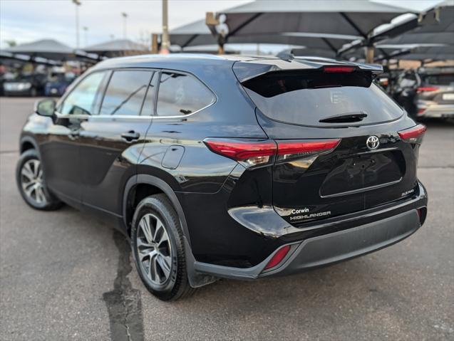 used 2021 Toyota Highlander car, priced at $32,800