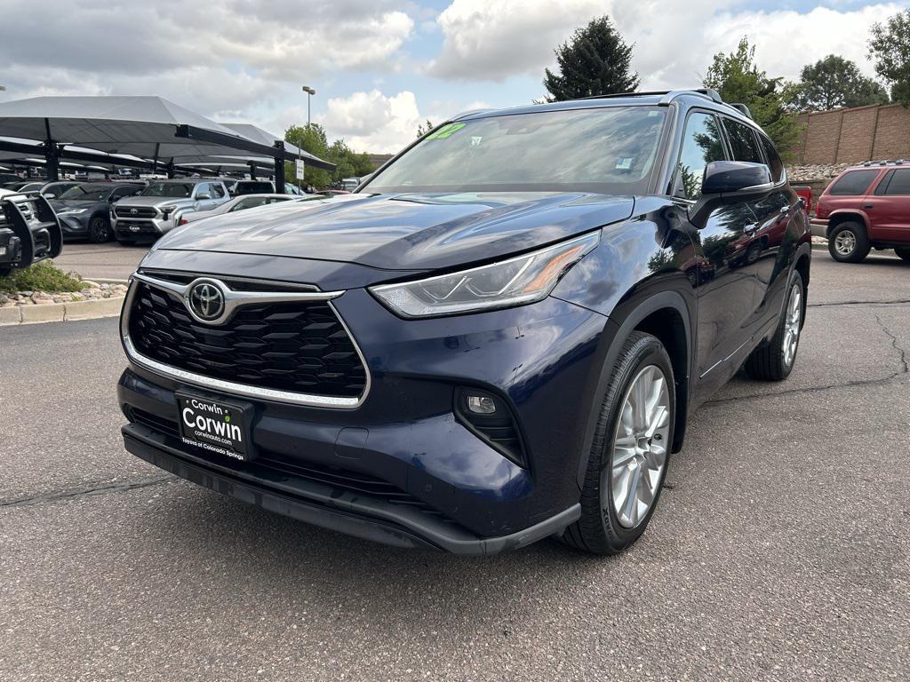used 2022 Toyota Highlander car, priced at $37,500
