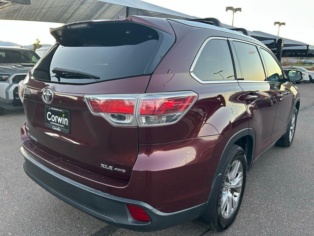used 2014 Toyota Highlander car, priced at $14,000