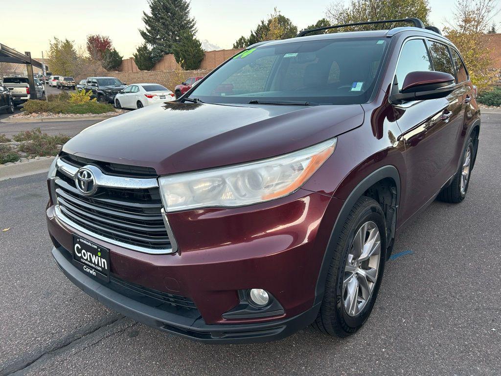 used 2014 Toyota Highlander car, priced at $14,000