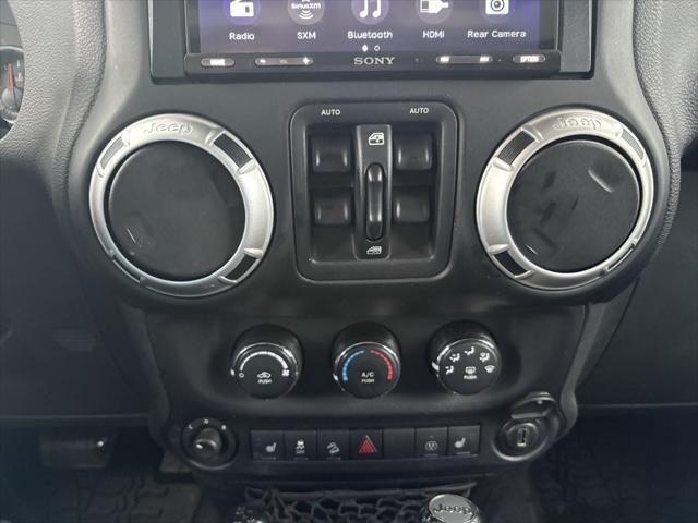 used 2015 Jeep Wrangler Unlimited car, priced at $17,500