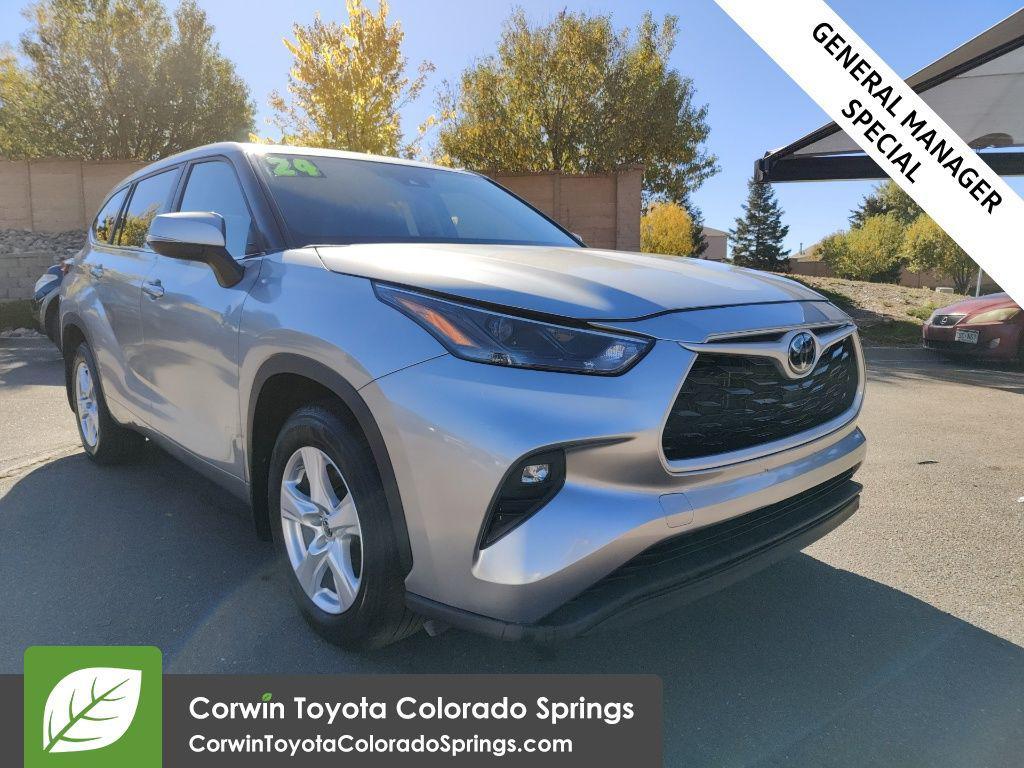 used 2024 Toyota Highlander car, priced at $30,973