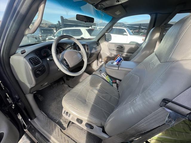 used 2000 Ford F-150 car, priced at $7,000