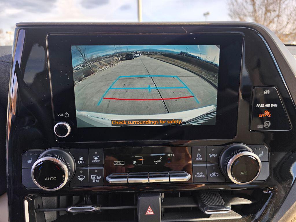 used 2023 Toyota Highlander Hybrid car, priced at $42,500