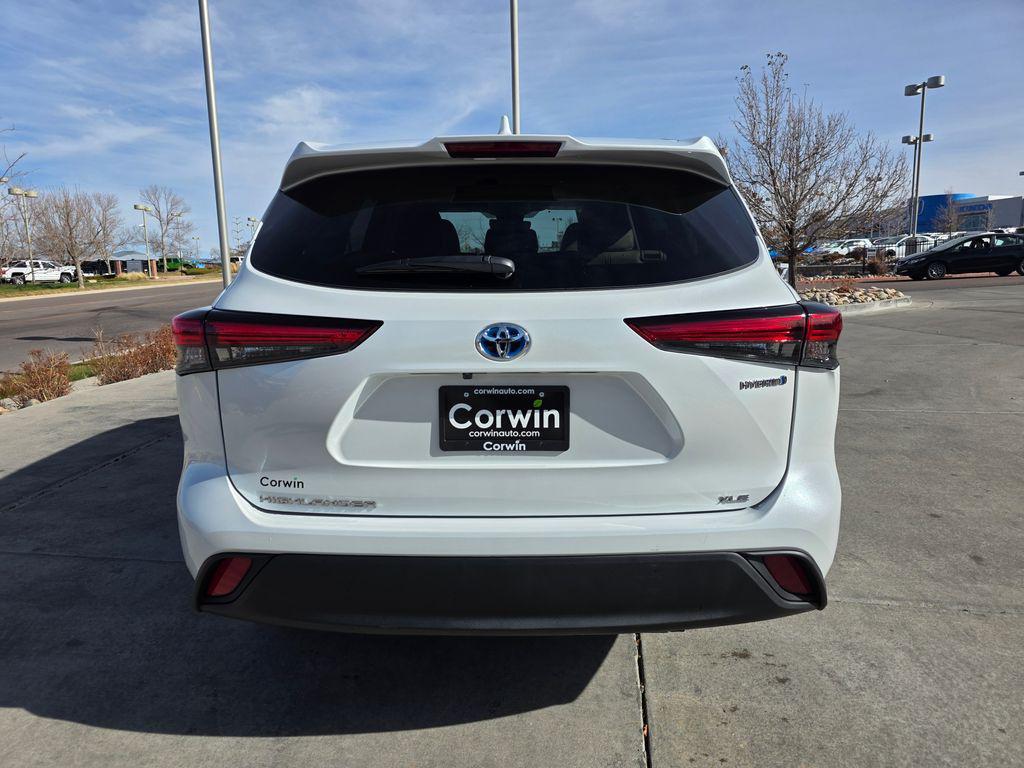 used 2023 Toyota Highlander Hybrid car, priced at $42,500