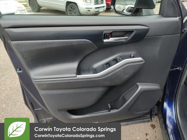 used 2020 Toyota Highlander car, priced at $35,000