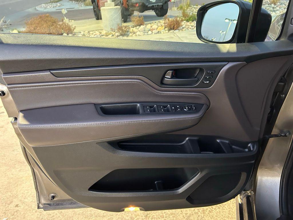 used 2018 Honda Odyssey car, priced at $21,000