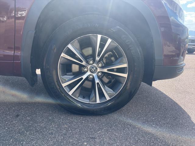 used 2016 Toyota Highlander car, priced at $13,500