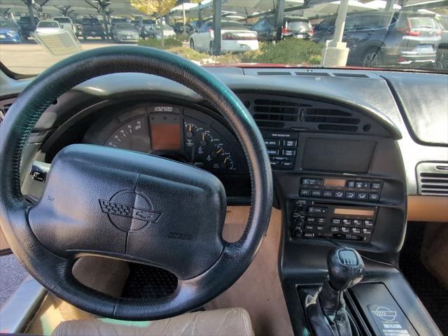 used 1995 Chevrolet Corvette car, priced at $9,000