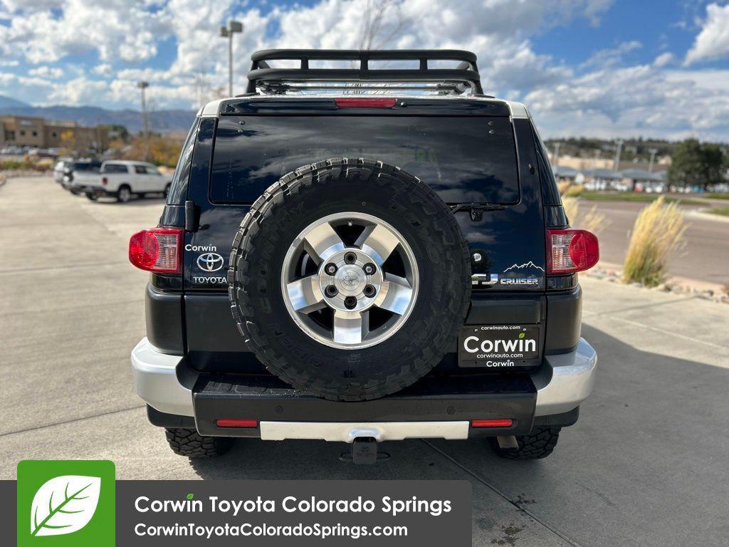 used 2008 Toyota FJ Cruiser car, priced at $14,000