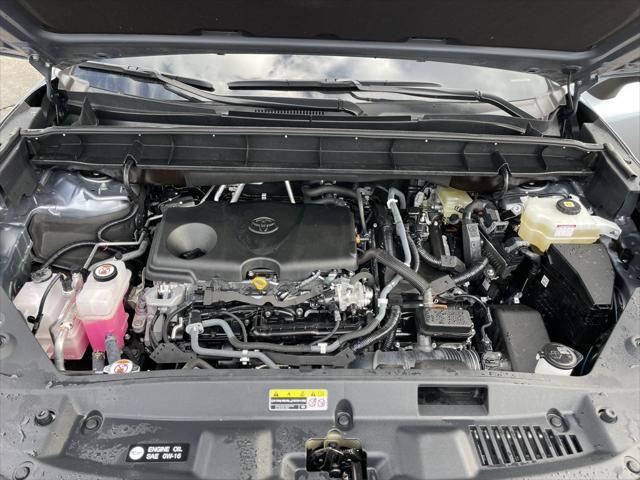 used 2022 Toyota Highlander Hybrid car, priced at $38,000