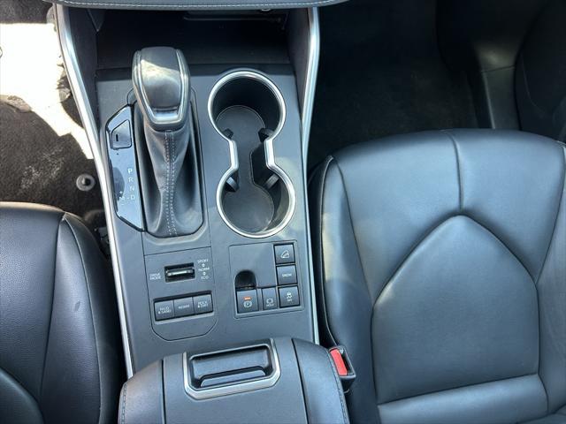 used 2023 Toyota Highlander car, priced at $37,455