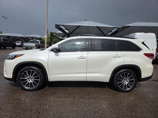 used 2018 Toyota Highlander car, priced at $23,500
