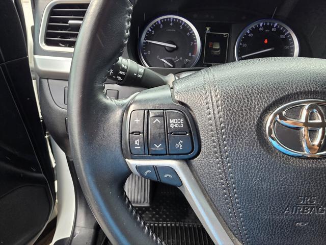 used 2018 Toyota Highlander car, priced at $23,500