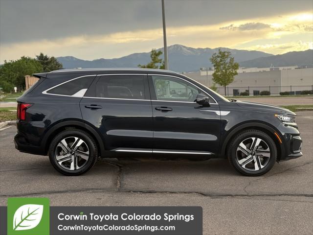 used 2024 Kia Sorento Hybrid car, priced at $34,000