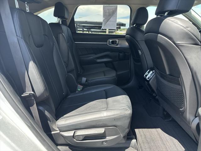 used 2022 Kia Sorento Plug-In Hybrid car, priced at $28,000
