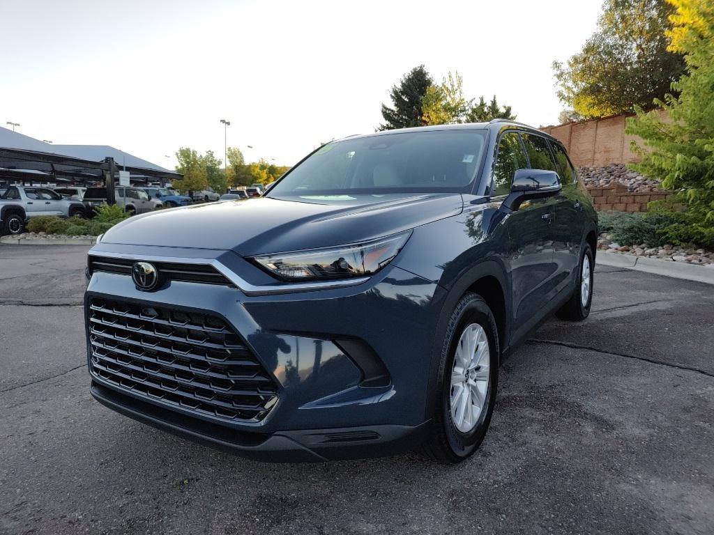 used 2025 Toyota Grand Highlander car, priced at $49,995