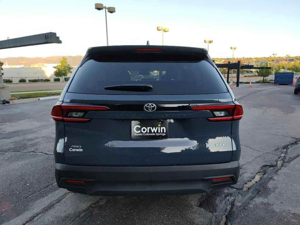 used 2025 Toyota Grand Highlander car, priced at $46,500