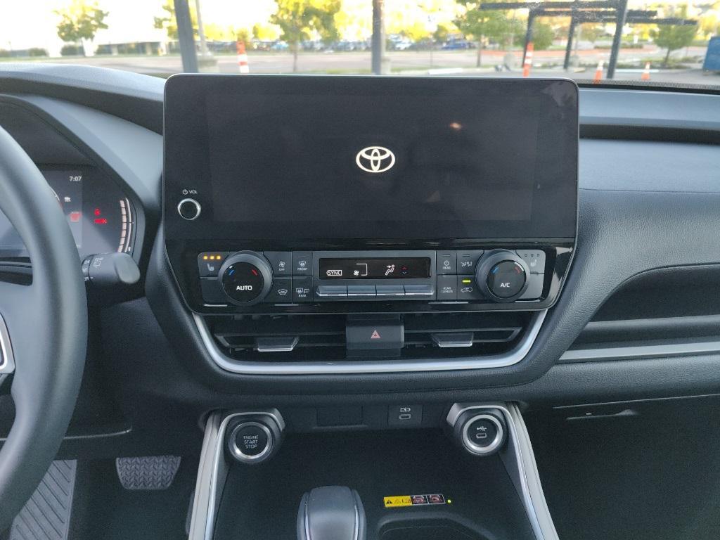 used 2025 Toyota Grand Highlander car, priced at $49,995