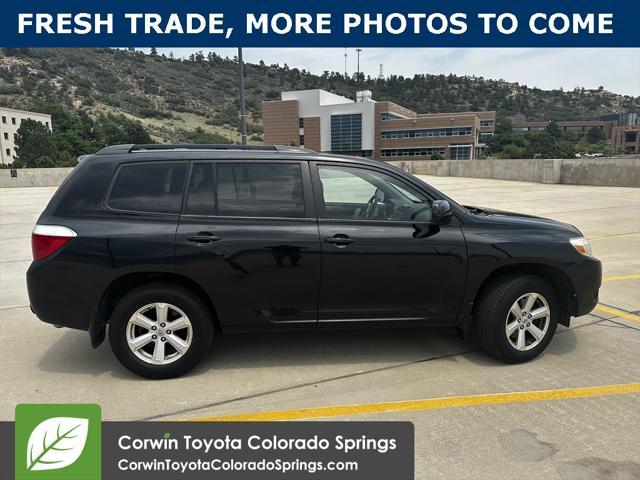 used 2010 Toyota Highlander car, priced at $9,500