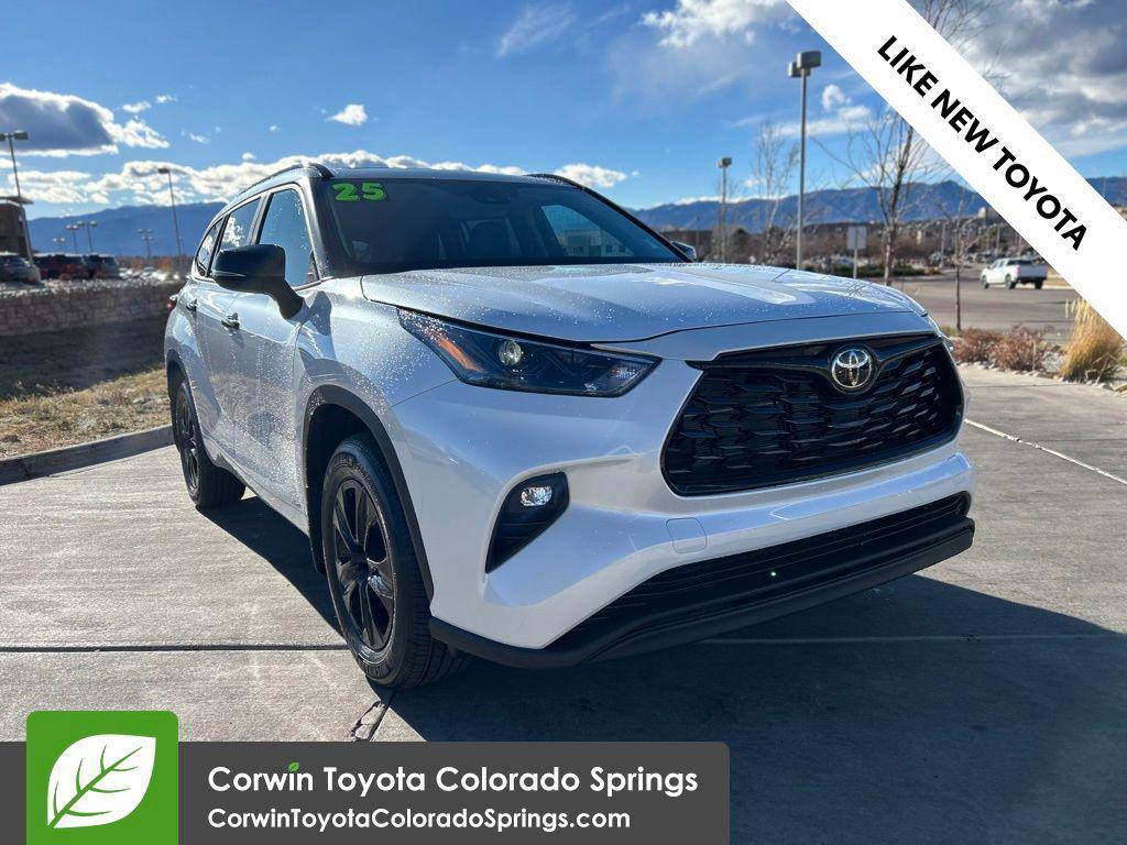 used 2025 Toyota Highlander Hybrid car, priced at $53,056