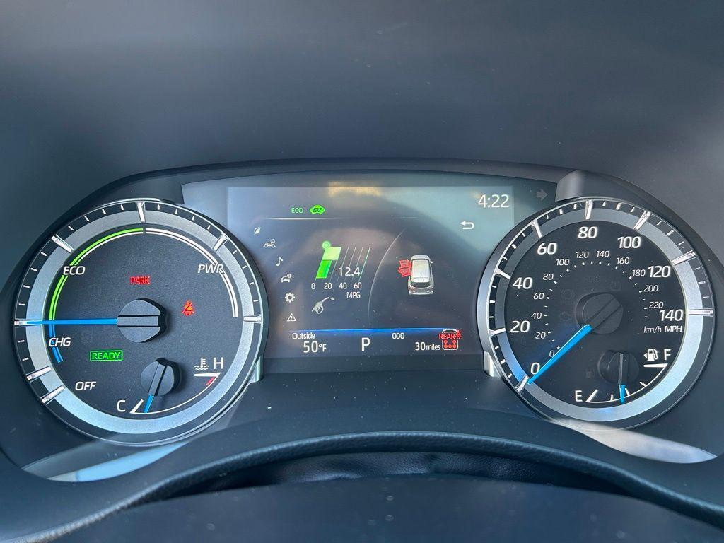 used 2025 Toyota Highlander Hybrid car, priced at $53,056