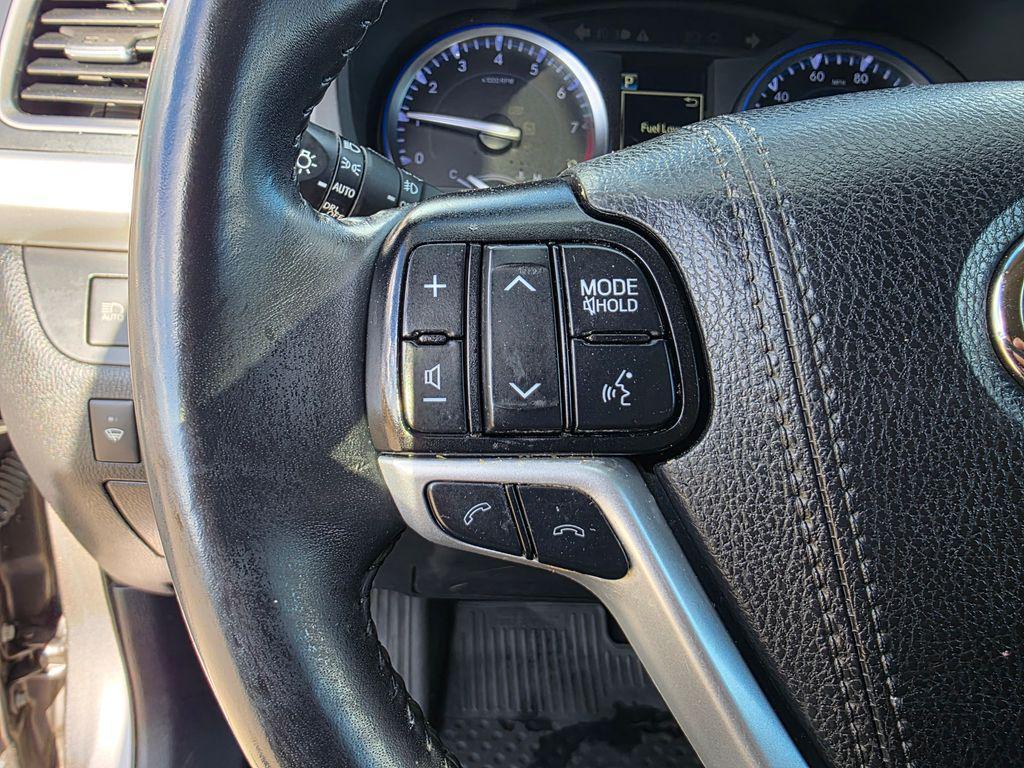 used 2019 Toyota Highlander car, priced at $22,500