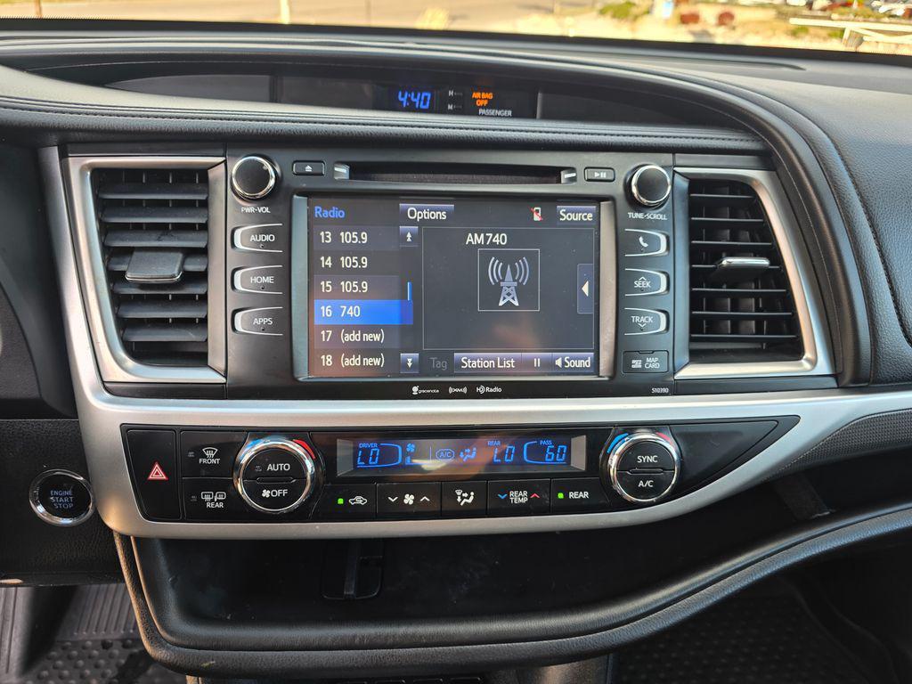 used 2019 Toyota Highlander car, priced at $22,500
