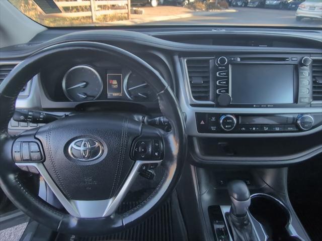 used 2018 Toyota Highlander car, priced at $27,000