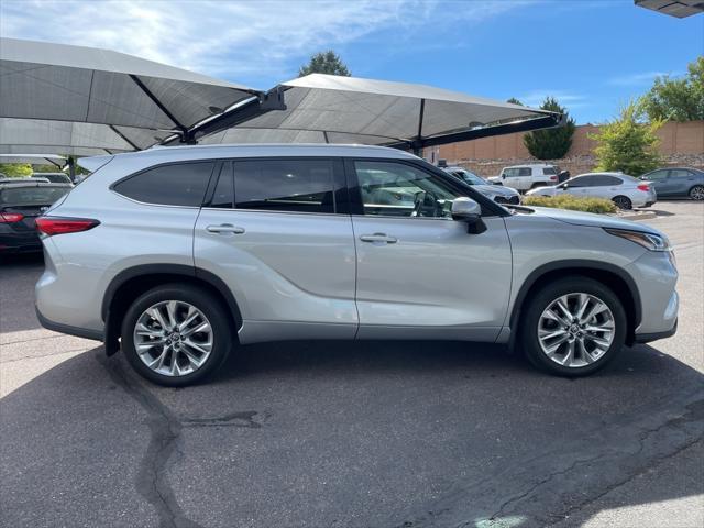 used 2022 Toyota Highlander car, priced at $42,000