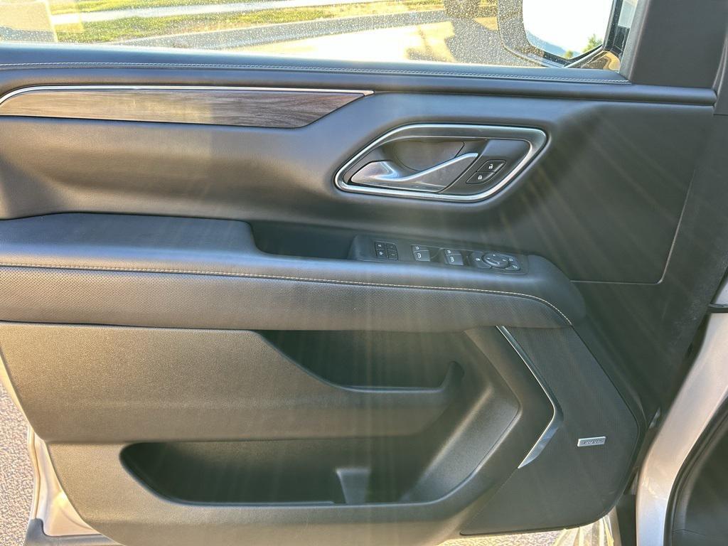 used 2023 GMC Yukon car, priced at $49,000