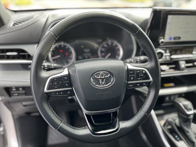 used 2024 Toyota Highlander car, priced at $43,000