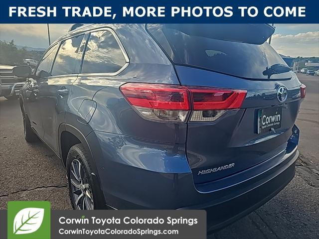 used 2019 Toyota Highlander Hybrid car, priced at $27,500