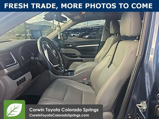 used 2019 Toyota Highlander Hybrid car, priced at $27,500
