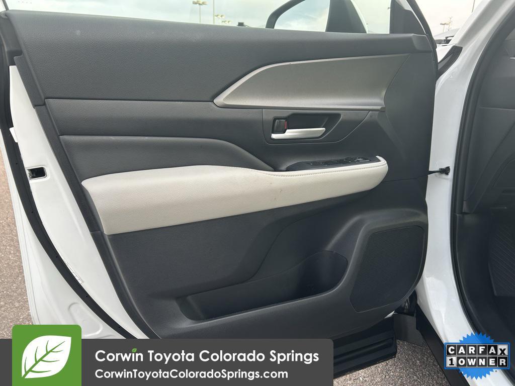 used 2025 Toyota Grand Highlander car, priced at $49,000