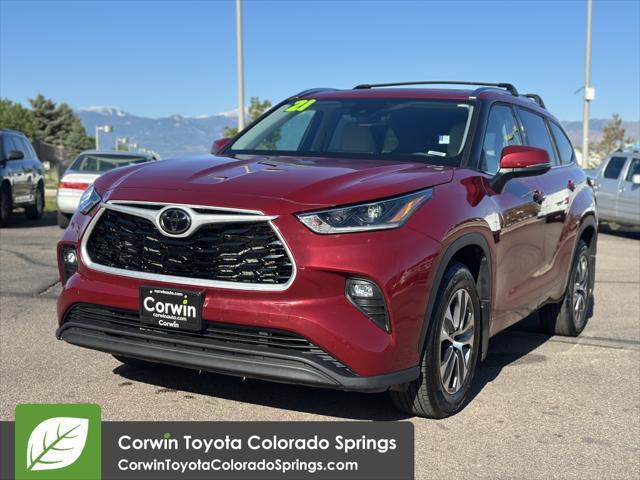 used 2021 Toyota Highlander car, priced at $32,500