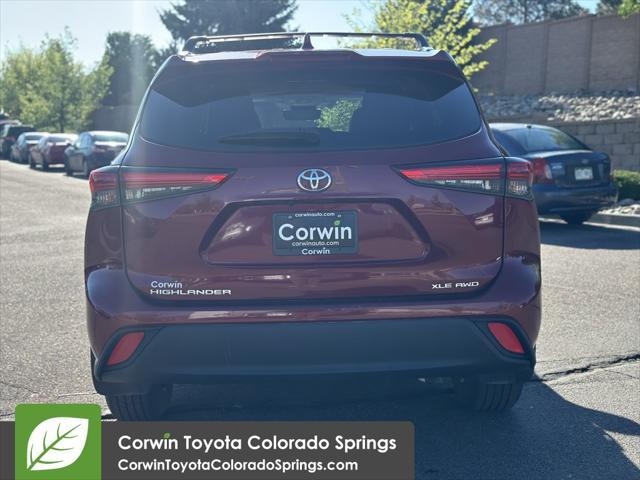 used 2021 Toyota Highlander car, priced at $32,500