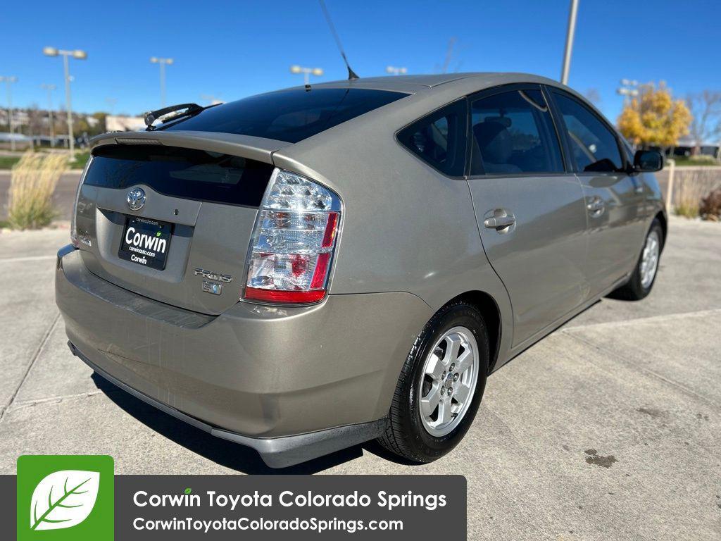 used 2007 Toyota Prius car, priced at $7,000