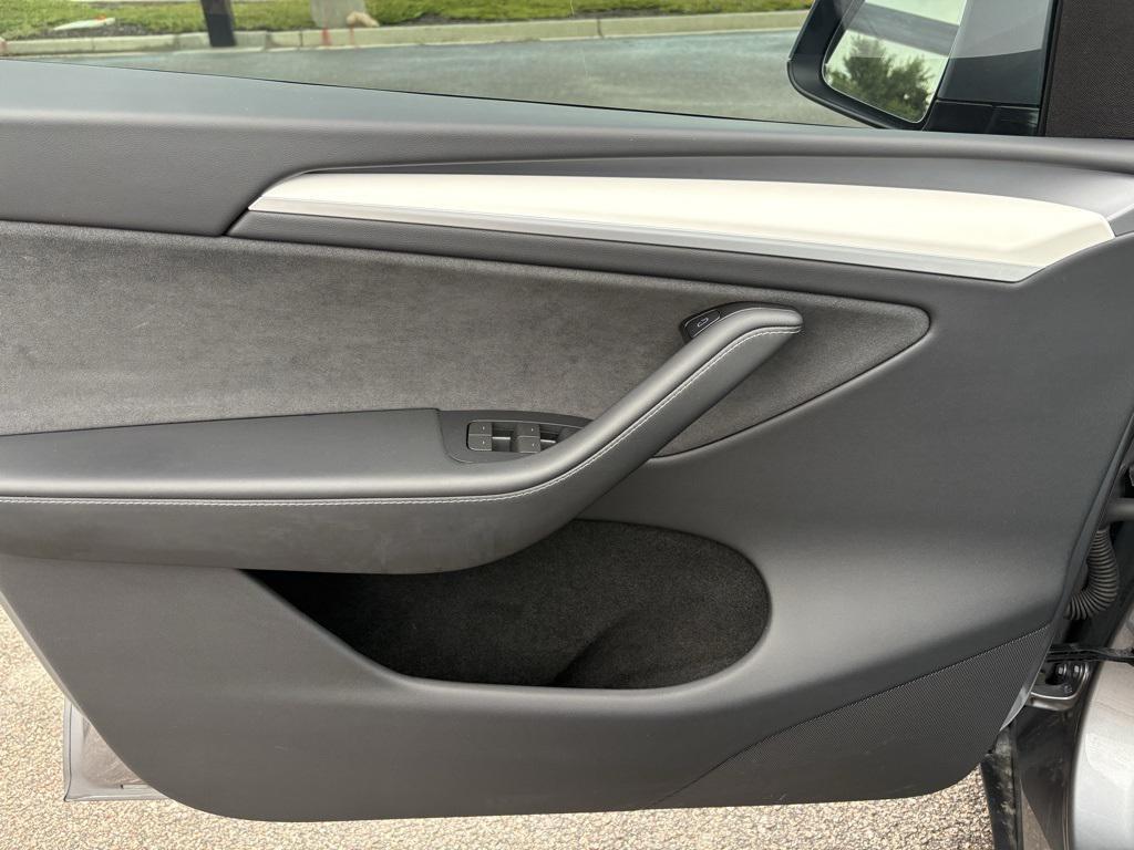 used 2024 Tesla Model Y car, priced at $35,600