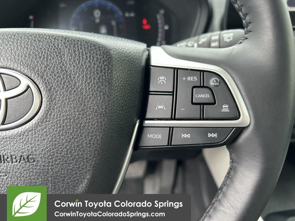 used 2025 Toyota Grand Highlander car, priced at $48,500