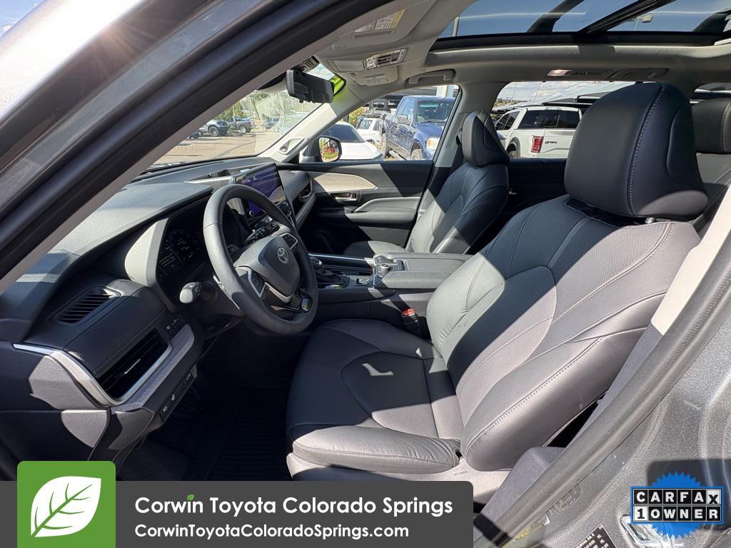 used 2025 Toyota Grand Highlander car, priced at $57,500