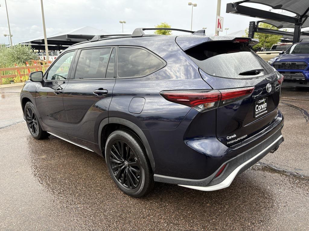 used 2024 Toyota Highlander car, priced at $42,500