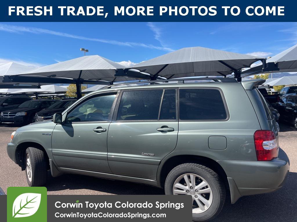 used 2007 Toyota Highlander Hybrid car, priced at $9,000