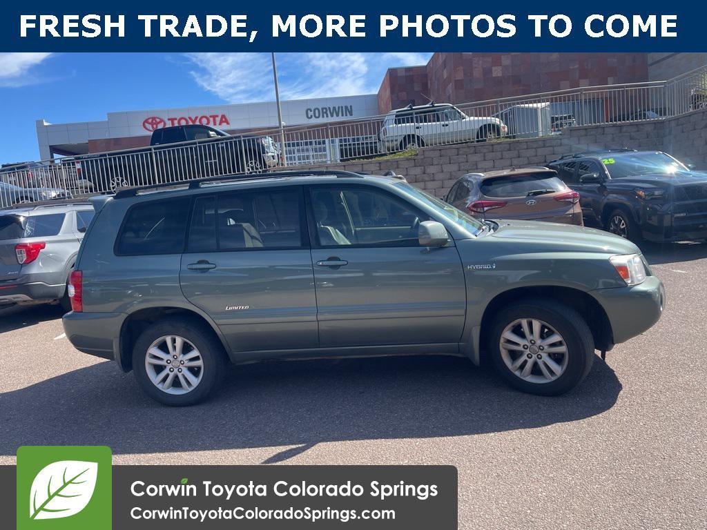 used 2007 Toyota Highlander Hybrid car, priced at $9,000