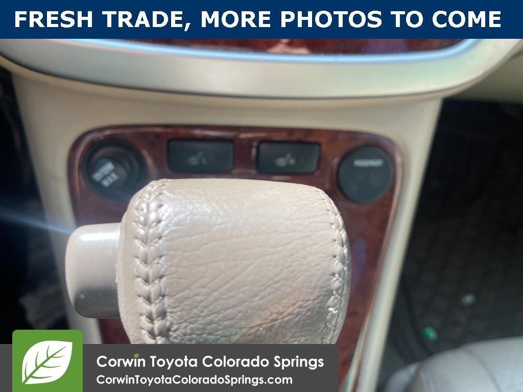 used 2007 Toyota Highlander Hybrid car, priced at $9,000
